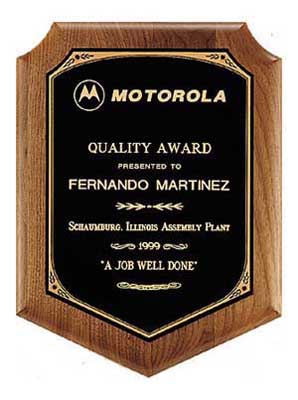 Top High Quality Wooden Awards Shield Plaque with Wood Stand